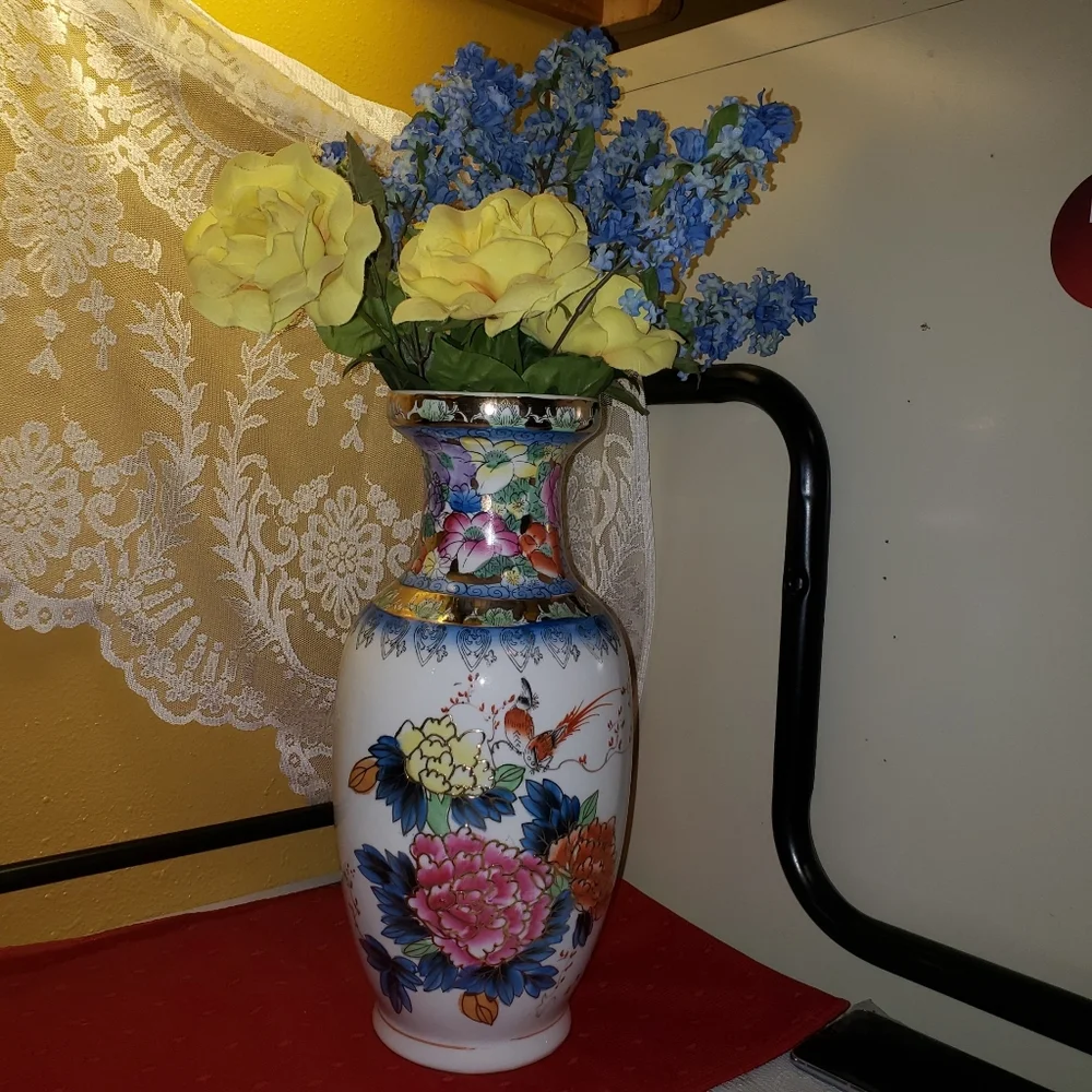 Vtg Mid Century J S Chinese Floral/Bird/Gold Accents Vase 14